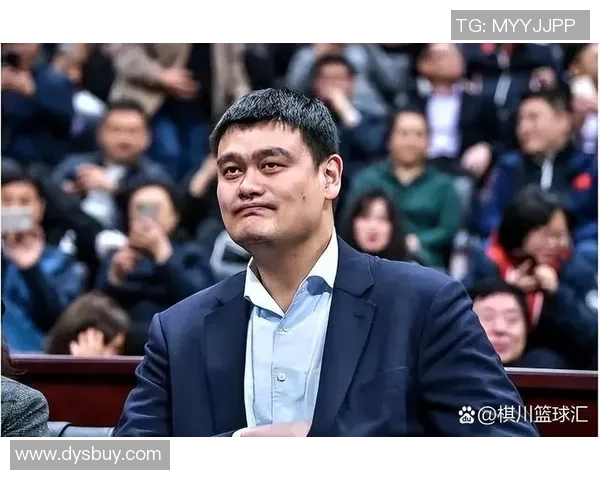 姚明粉丝现场热情高涨共同见证篮球传奇的精彩时刻 姚明粉丝现场热情高涨共同见证篮球传奇的精彩时刻