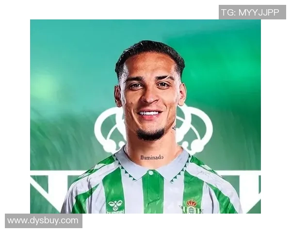 老鹰队主帅安东尼将球队打造成犀利的进攻阵容,威胁十足 老鹰队主帅安东尼将球队打造成犀利的进攻阵容,威胁十足